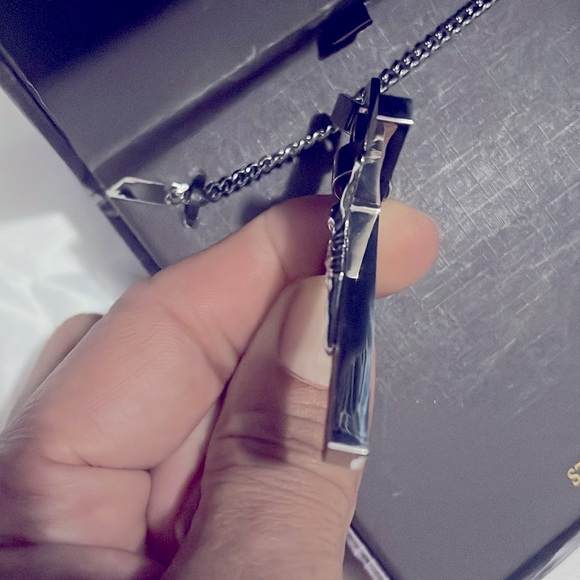 Men's Silver and Blue Cross Necklace Set NEW Retail $70 - Picture 6 of 10